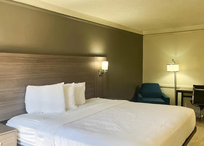 Motel 6 Aurora, Co - Medical Center