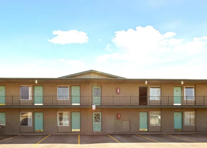 Currys Motel By Oyo Saginaw Mi