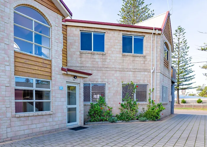 Esperance Foreshore Apartments