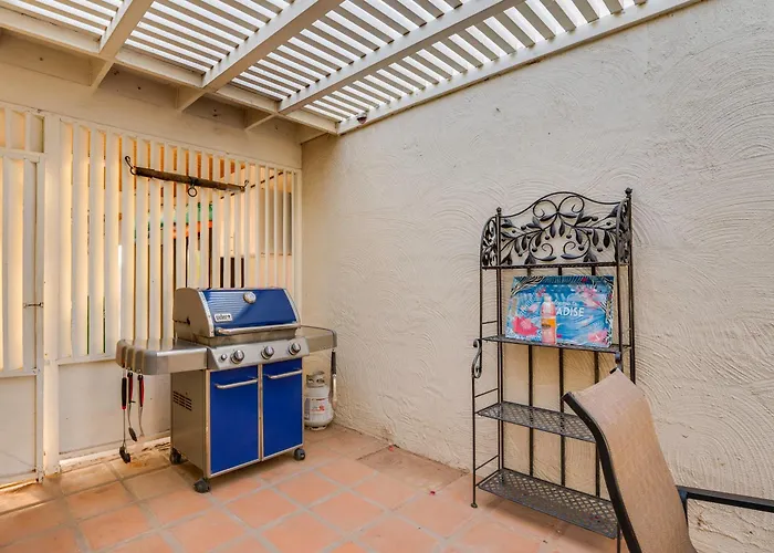 5 Mi To Camelback Ranch: Pet-Friendly Home W/ Pool