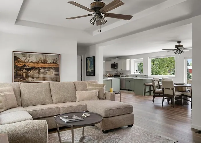 Mountain View Home On 2 Acres