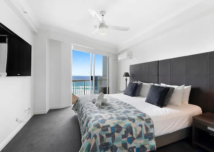 Stunning 2 Bedroom Ocean View Apartment