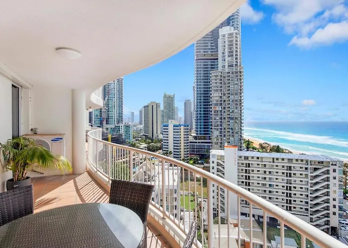 Stunning 2 Bedroom Ocean View Apartment