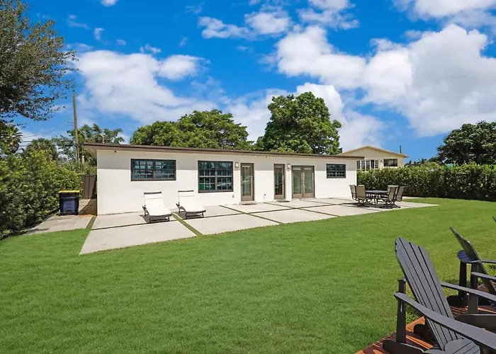 Dania Beach Unit 1 By Dream Vacation