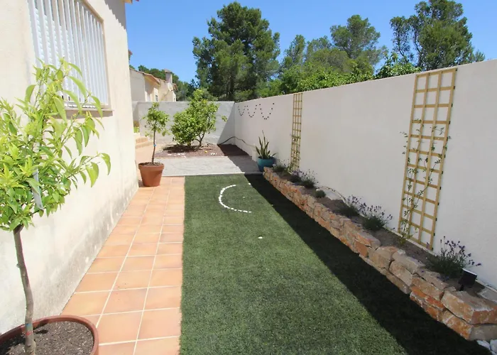 Casa Con Piscina Privada, Cerca Del Mar, Wifi Gratuito, Aire Opcional, Admite Mascotas - Es-184-52