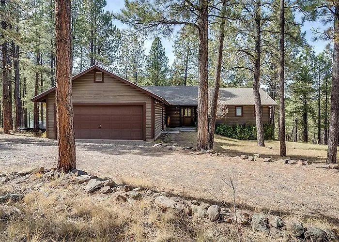 Gorgeous Cabin With Fireplace And Barbecue In Greer, Arizona
