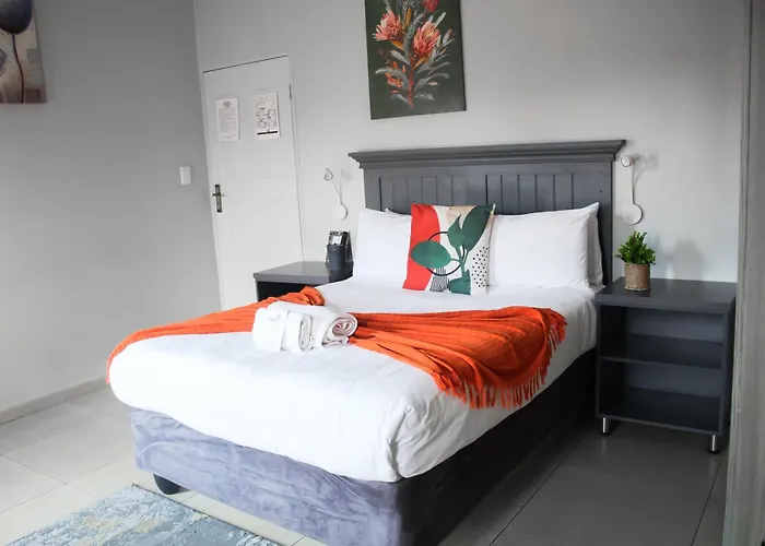 Divine Guest Lodge