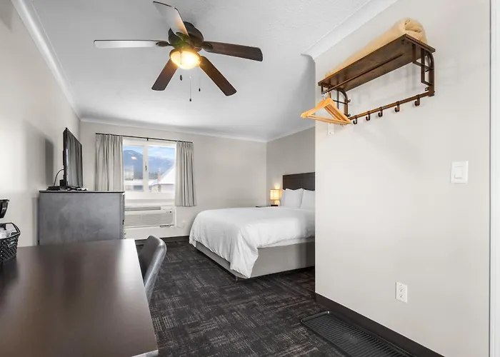 The Lodge At Arrow Lakes