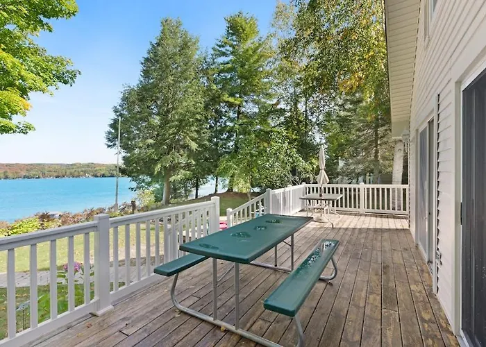 Walloon Lake Cottage