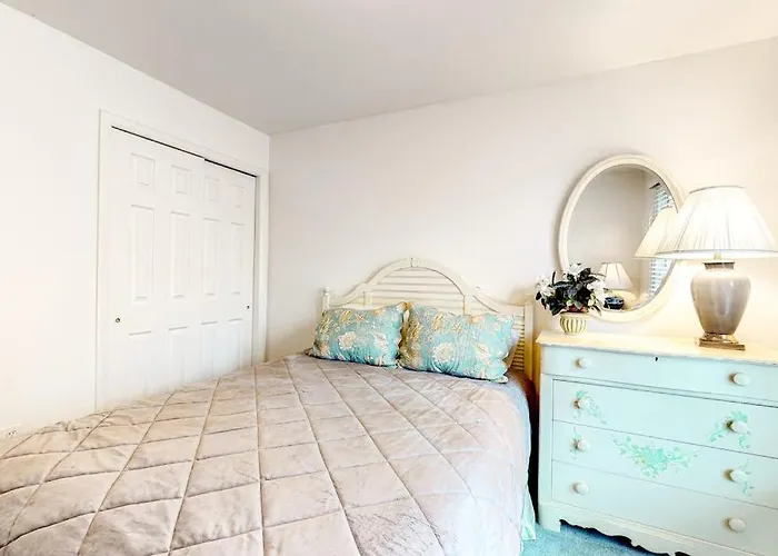 Sea Colony - 53063 Lakeshore