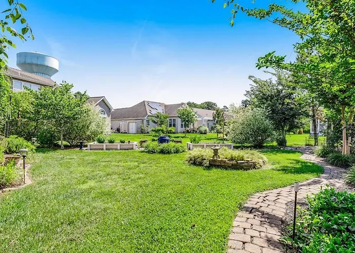 Bayview Landing - 38013 Bayview Circle