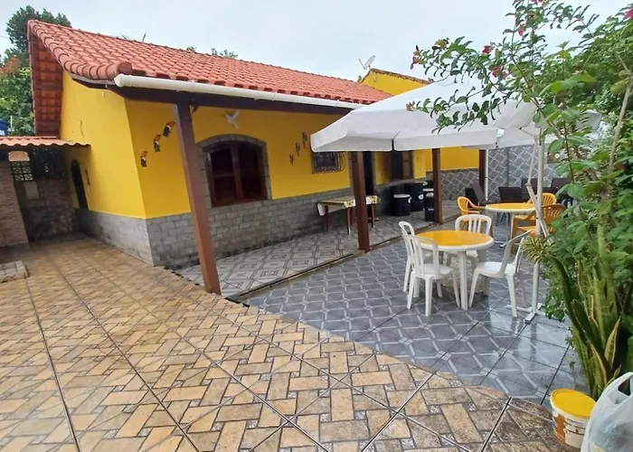 Saquarema - Casa Amarela ! Entre A Praia E A Lagoa !