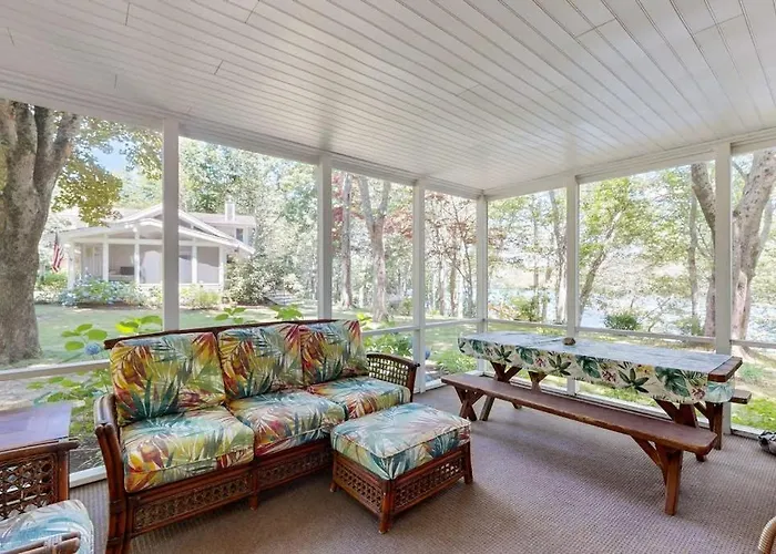 Pickerel Cove Cottage