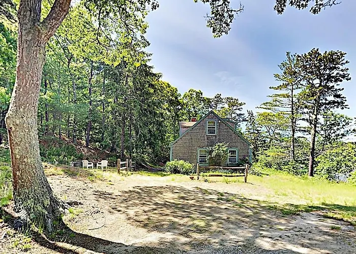 Areys Pond Point