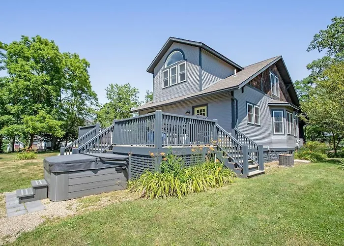 Three Oaks Retreat