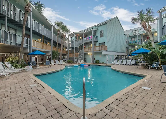 2-Bedroom Condo On Gulf Shores Beach W/Pool