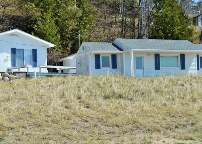 Dune Grass Shores
