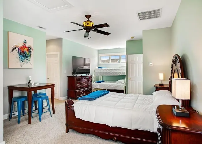 Bayside Resort --- 11065 Destination Dr