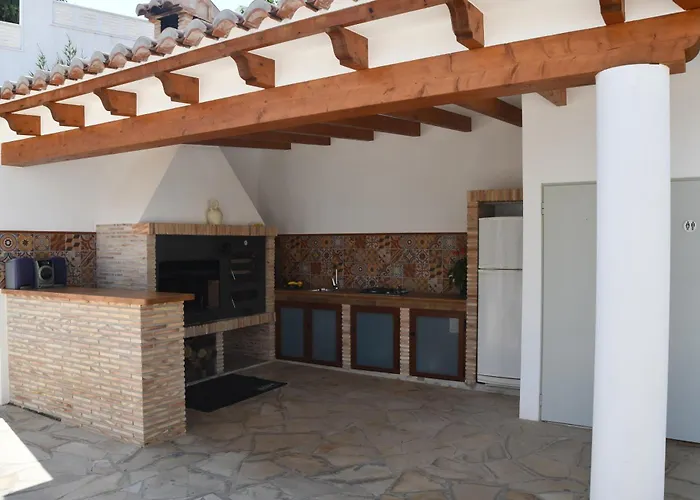 Villa Alhambra - Dale A Tu Familia Las Vacaciones Y El Descanso Que Se Merecen