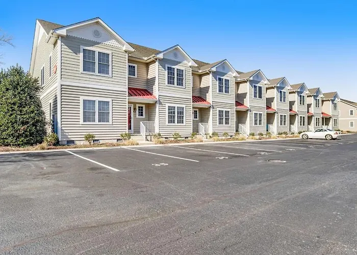 Oyster Bay Villas --- 20411 Jeb Dr Unit #37