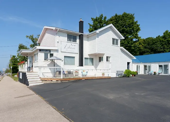 Lakeview Motel And Cottages
