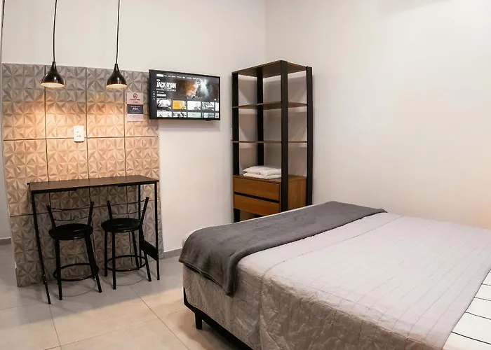 VILLA BILAC - Studios próximo à Vila Germânica Bairro da Velha