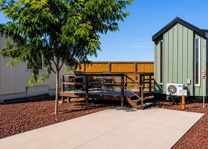 Near Zion Modern Tiny Home Hiking & Mtb Access