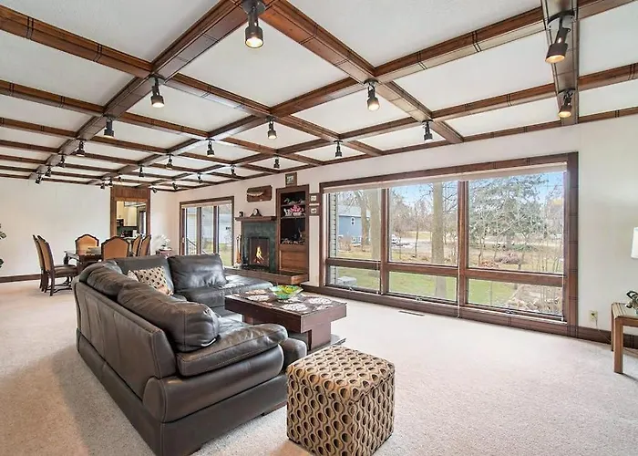 The Sugar Maple Home