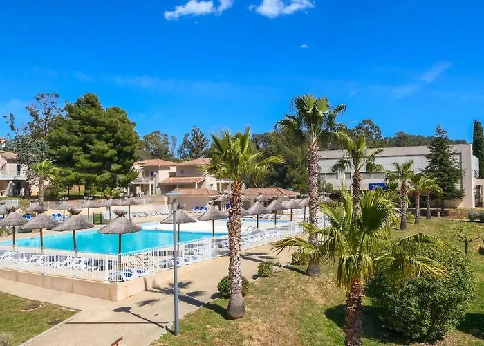 Plages De Sable Fin, Piscine, Hammam, Tennis Lesclesdenicole