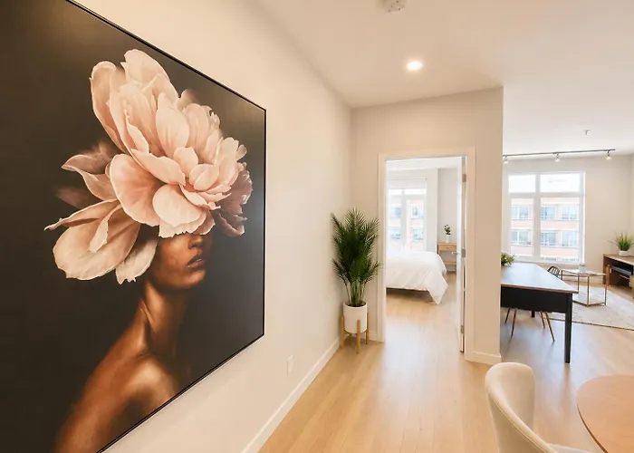 Stylish 1Br Condo In Sidney Near Yyj & Marina