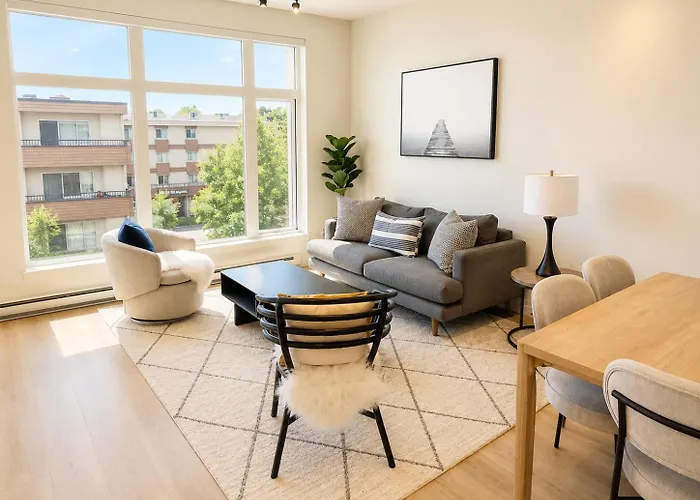 Charming Sidney 1Br Near Waterfront & Downtown