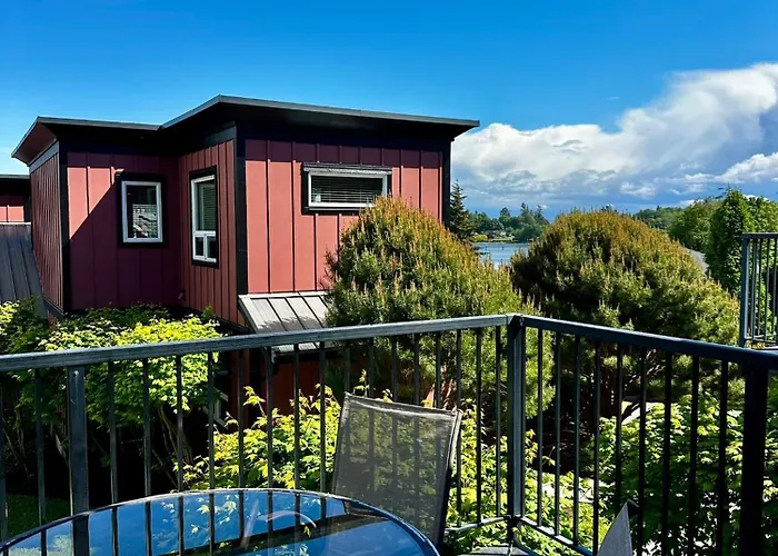 Ocean View Townhome - Sooke Harbour Marina