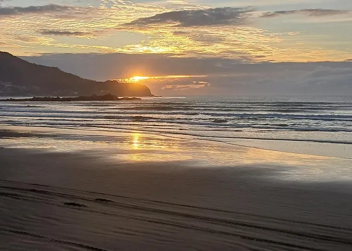 Casa 600mt da praia, com 3 quartos sendo 2 suites