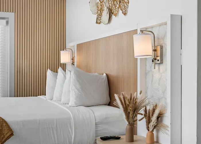 Townhouse Hotel