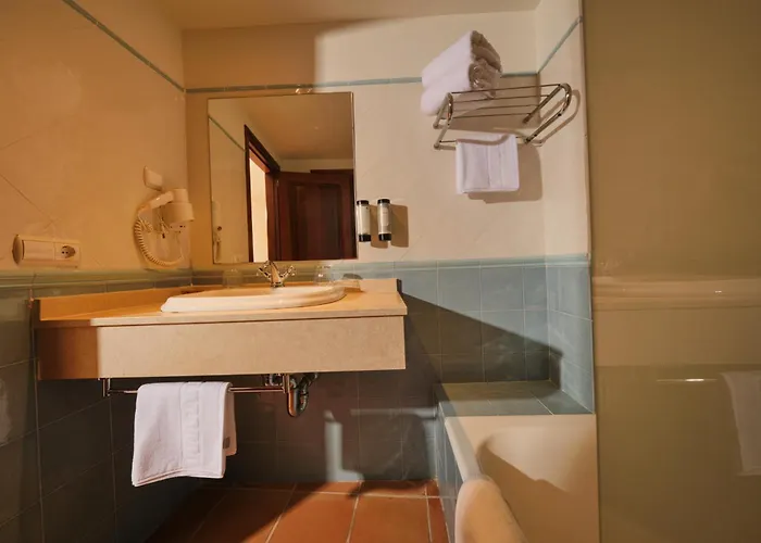 Hotel Rural Es Riquers