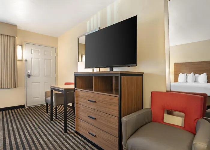 Best Western Town House Lodge