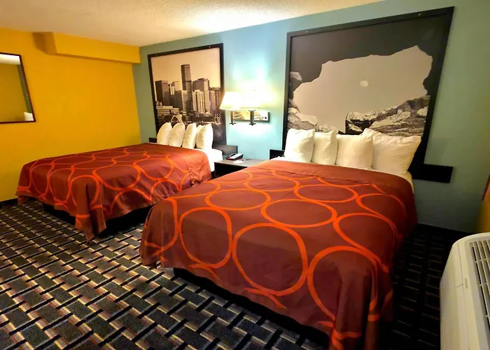 Super 8 By Wyndham Henderson North East Denver