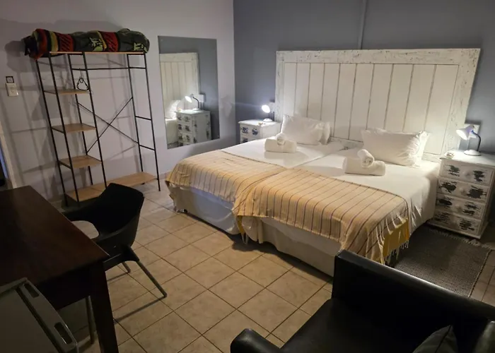 Aqua Terra Guest House