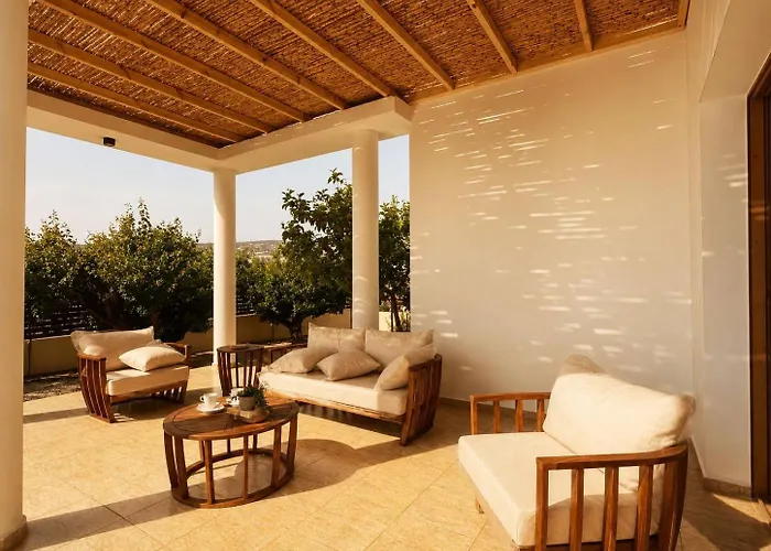 Mariandy Villa 2