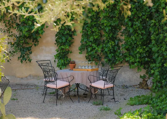 Casa Mona, Turismo De Interior