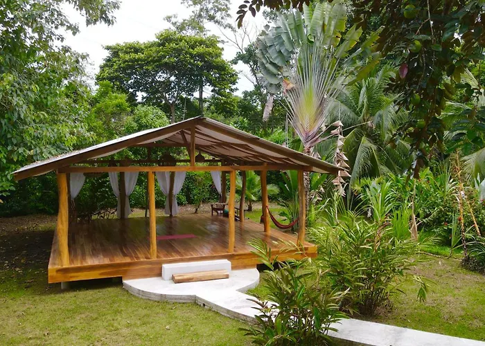 Passion Fruit Lodge