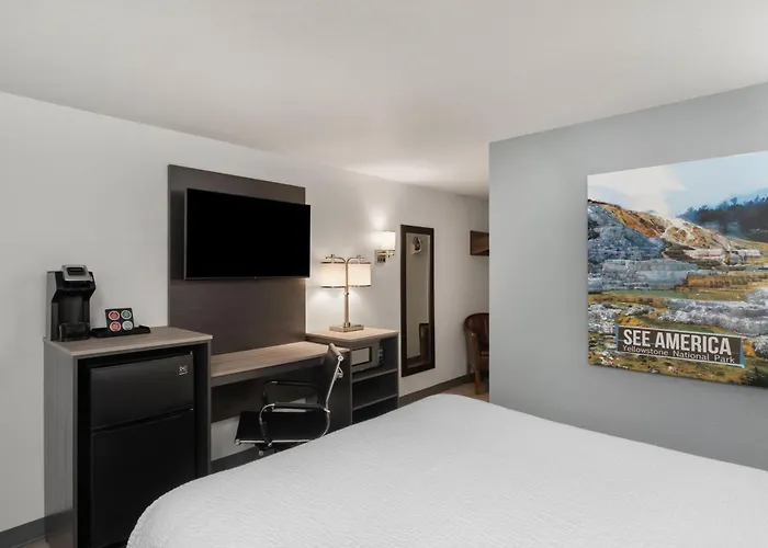 Travelodge By Wyndham Gardiner Yellowstone Park North Entr