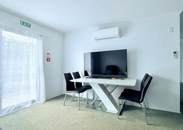 Bks Premier Motel Hamilton