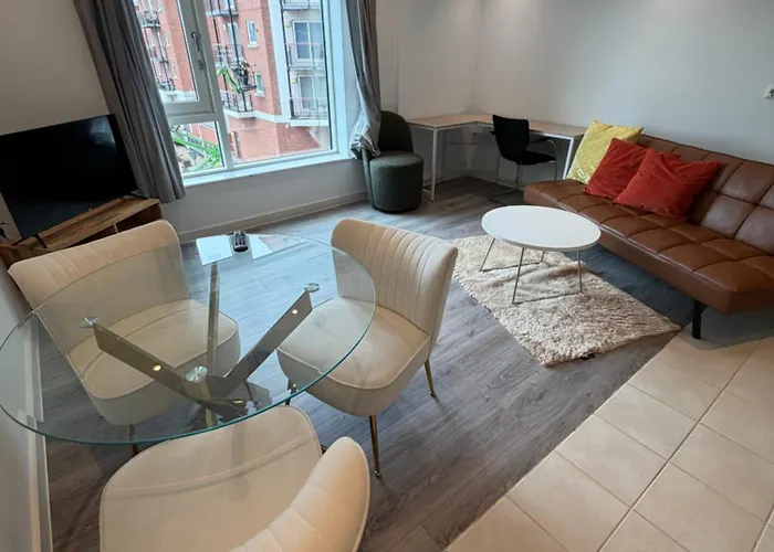 Gunwharf Quays Harbour Apartments