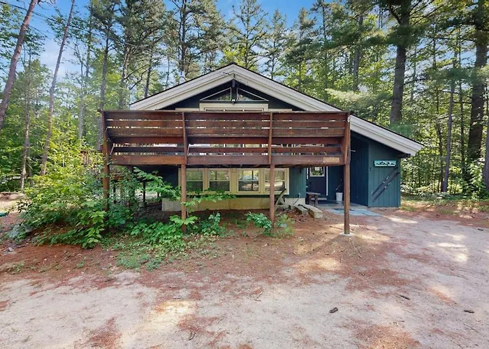 7 Merrimeeting Chalet