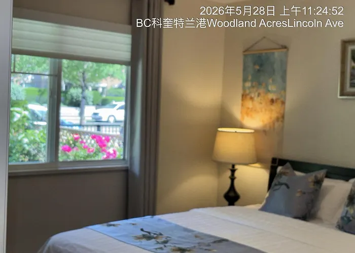 Coquitlam Center, 2 Bedroom Suite, Walking To Skytrain
