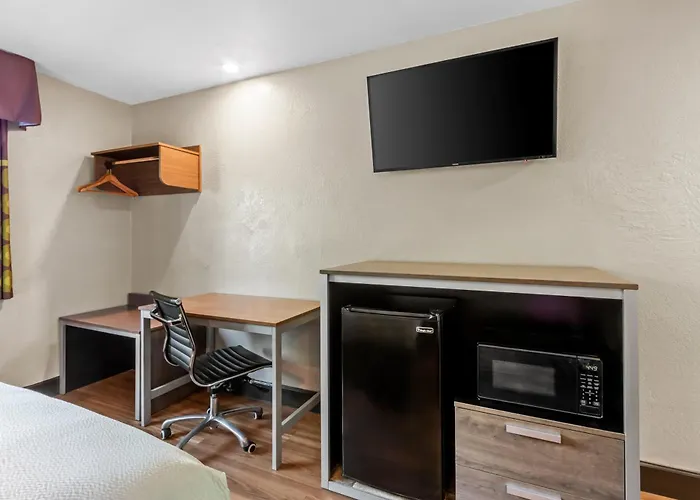 Super 8 By Wyndham Mesa Gilbert