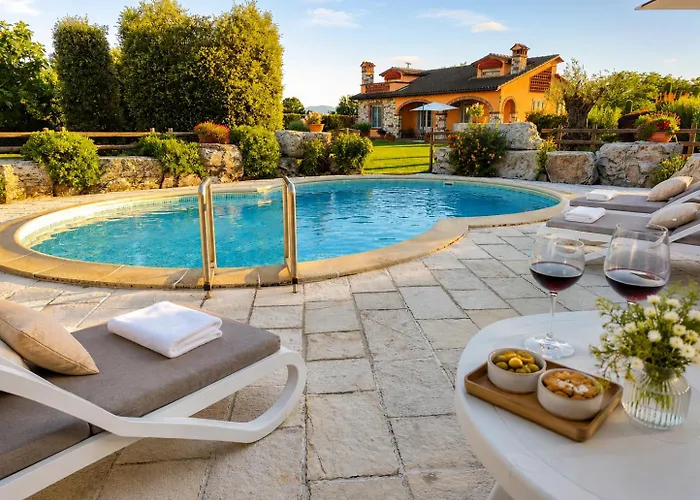 Tuscan Villa Exclusive Use Of Private Pool A/C Wifi Villa Briciola
