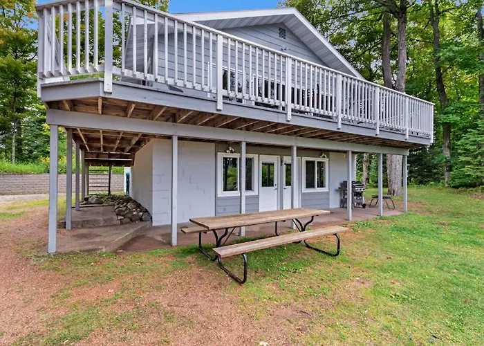 High Lake Hideaway