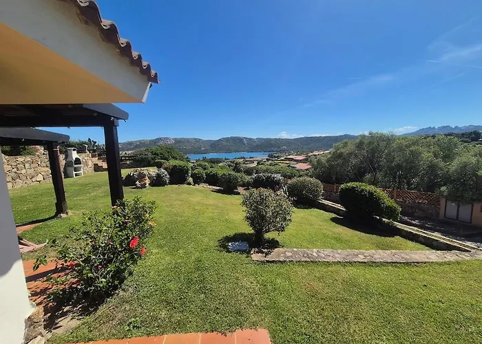 Villa Capodorso, Palau Porto Pollo